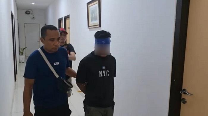 BREAKING NEWS Buruh Harian Ditangkap Polisi Usai Gasak Uang dan Emas Milik Lansia di Kendari – Portal Kendari