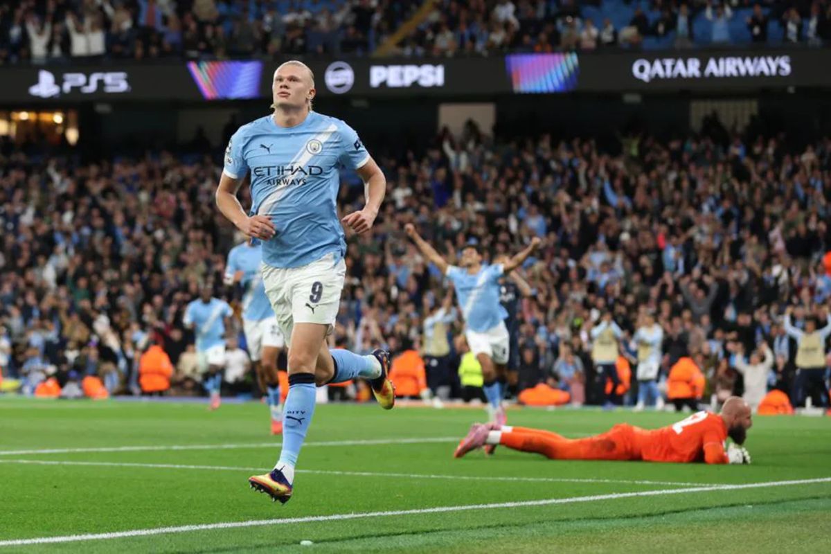Manchester City tundukkan Napoli 2-0, Di Lorenzo kartu merah di menit ke-21