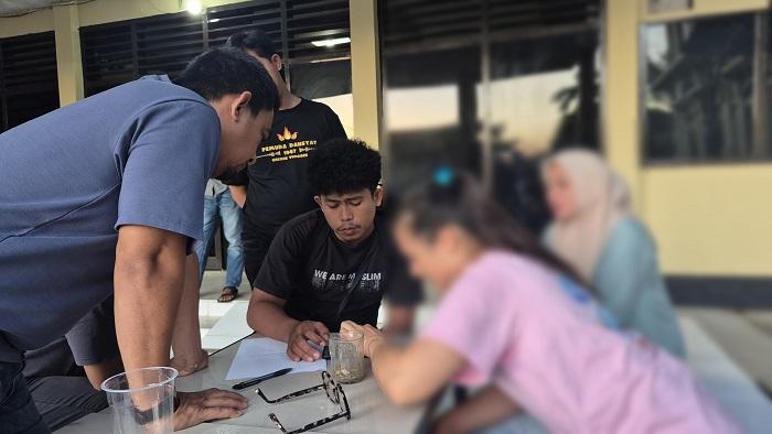 Kalung Emas Wanita Asal Prancis Dijambret di Kendari Sulawesi Tenggara, Polisi Kejar Pelaku – Portal Kendari