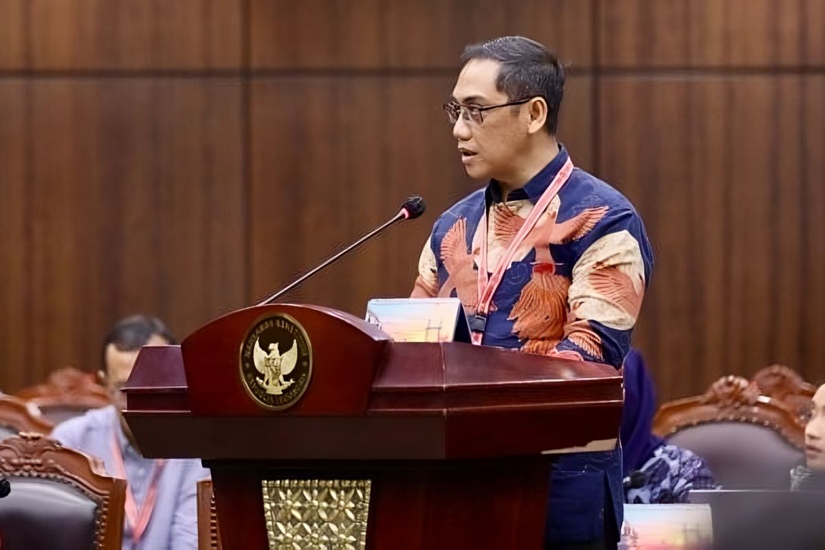 Kemkomdigi bekukan sementara TikTok karena tidak patuh