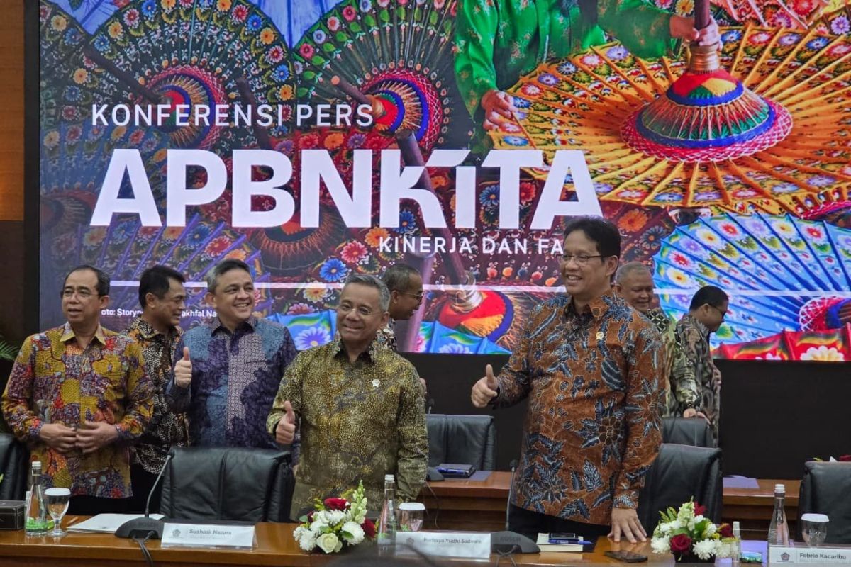 Menkeu Purbaya buka opsi turunkan tarif PPN guna jaga daya beli