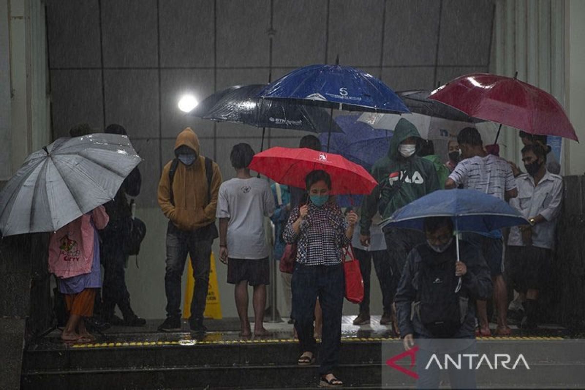 Potensi hujan ringan hingga lebat di kota besar hari ini