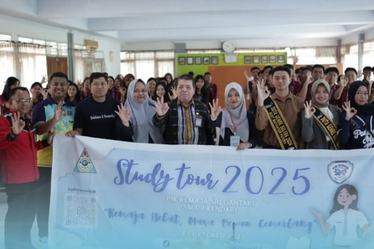 Perkuat generasi berencana, PIK remaja SMAN 4 Kendari kunjngi BKKBN Sultra